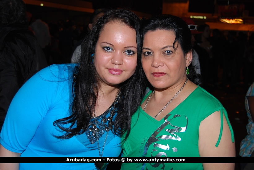 Nos ta pose pa Arubadag 2009